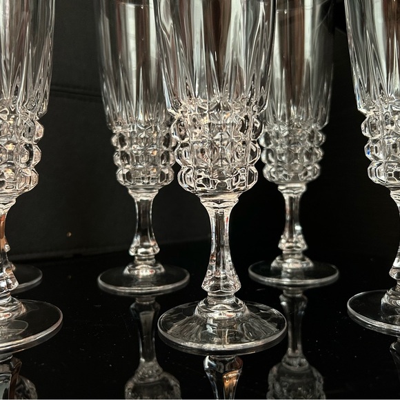 Cristal d’Arques Durand Pompadour Champagne Flutes | Set of 6 - Picture 3 of 4